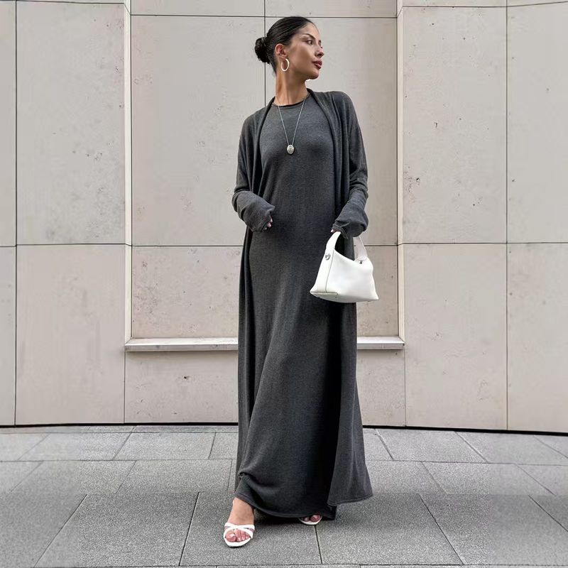 

Европейский и американский новый модный темпераментный вязаный кардиган халат слинг цельный комплект платья вязаный комплект платья Gray S