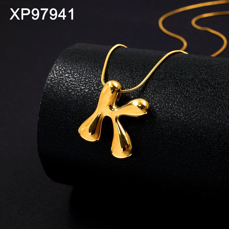 Personalized Gold-Plated Titanium Letter Necklace for Women - Fashionable Clavicle Chain Jewelry