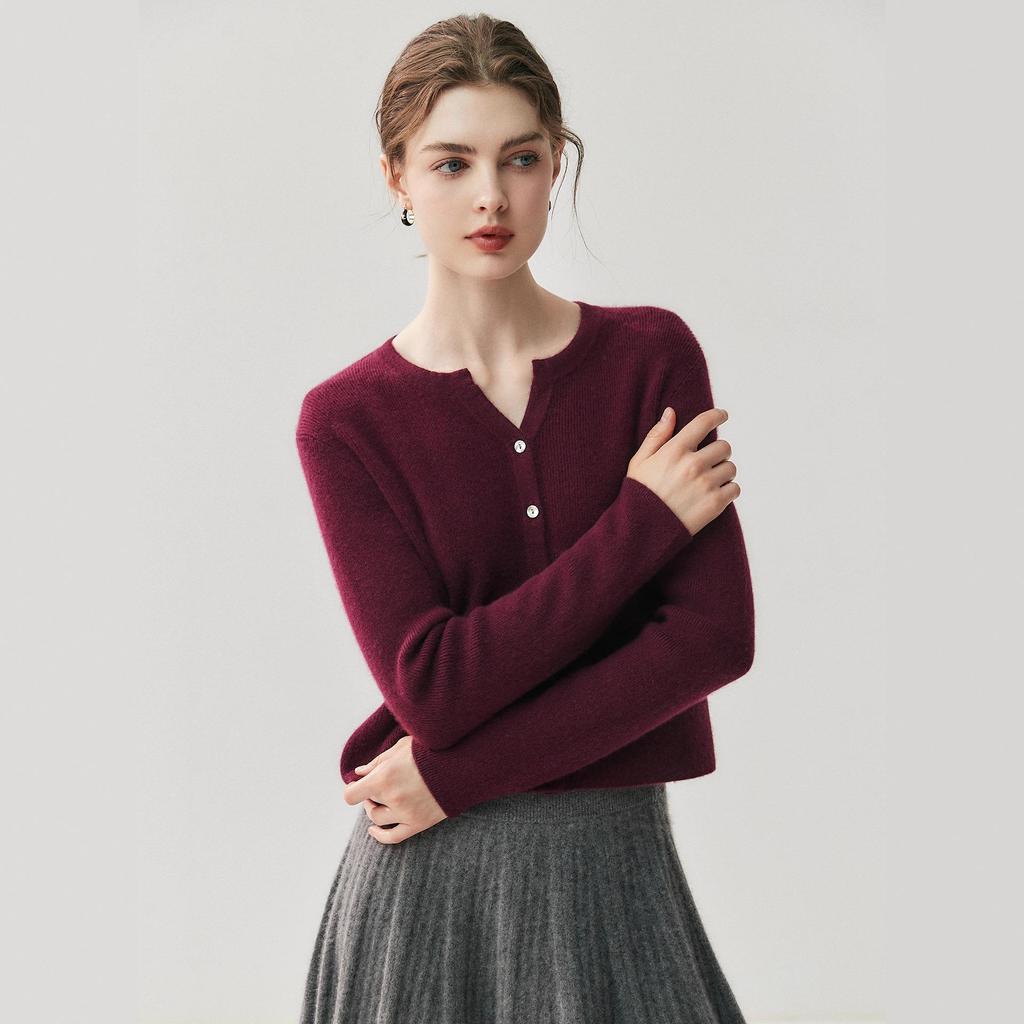 Elegant Buttoned Cashmere Knit Cardigan - Women's Skin-Friendly Autumn/Winter Outerwear