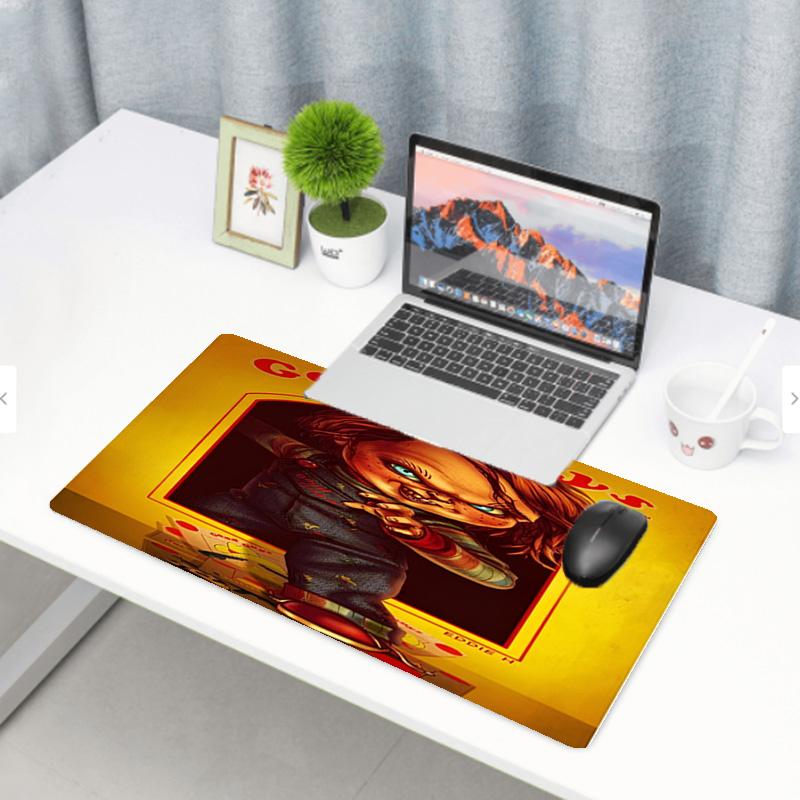Bride of Chucky Print Mouse Pad, Anti‑Slip Desktop Keyboard Mat, for PC Laptop Gaming Working Daily Use, Cool Festival Surprise Gift