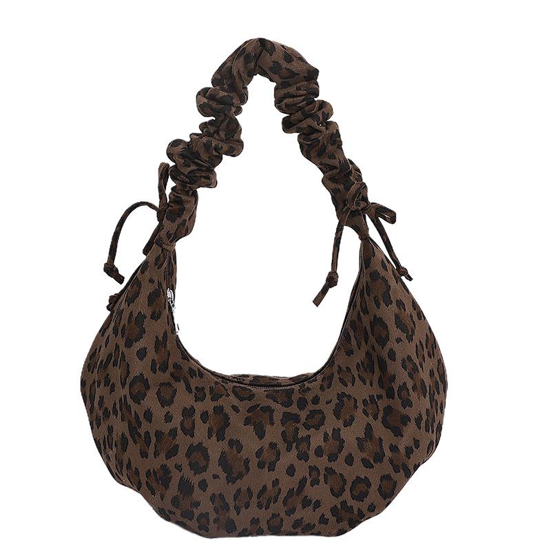 Large Capacity Leopard Print Retro Bag Women's Autumn and Winter 2025 New Casual Niche Design Single Shoulder Messenger Bag Dumpling Bag