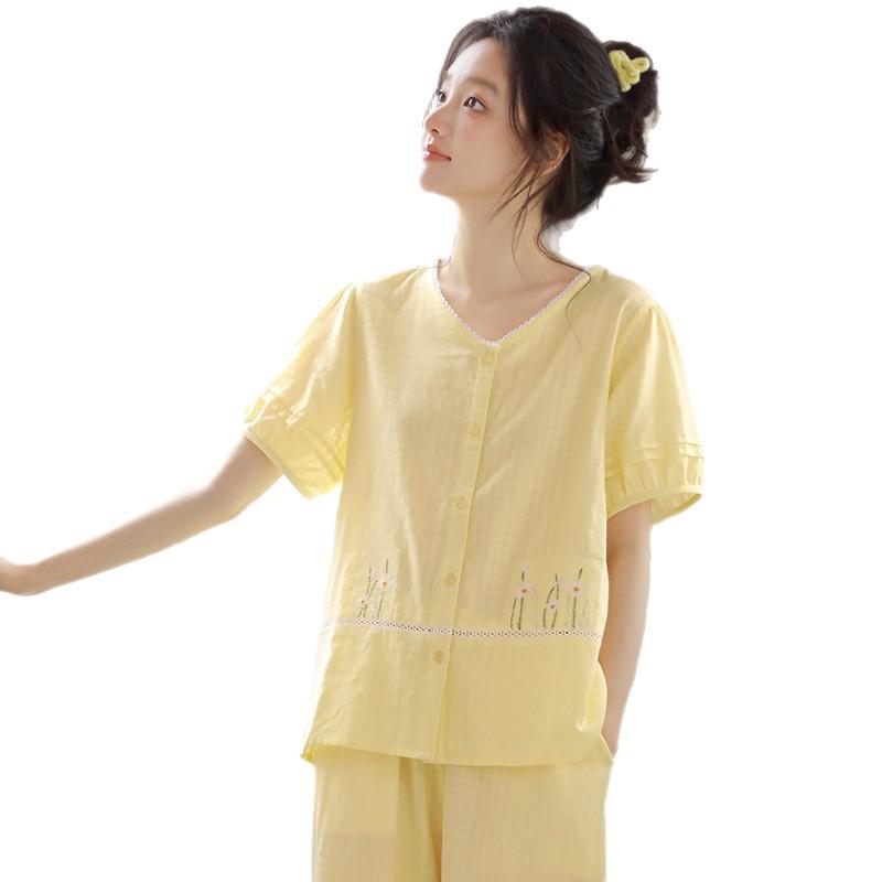 Summer New Pajamas Women's Pure Cotton Cotton Yarn Short-sleeved Cropped Pants Chest Pad Can Be Worn Outside Loose Loungewear Set 11