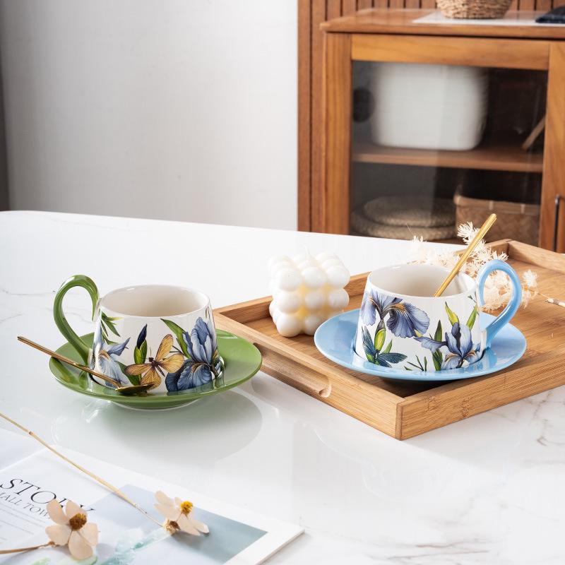 Set di Tazza da Caffè e Sottotazza in Ceramica Retro di Alta Gamma con Scatola Regalo per il Tè del Pomeriggio