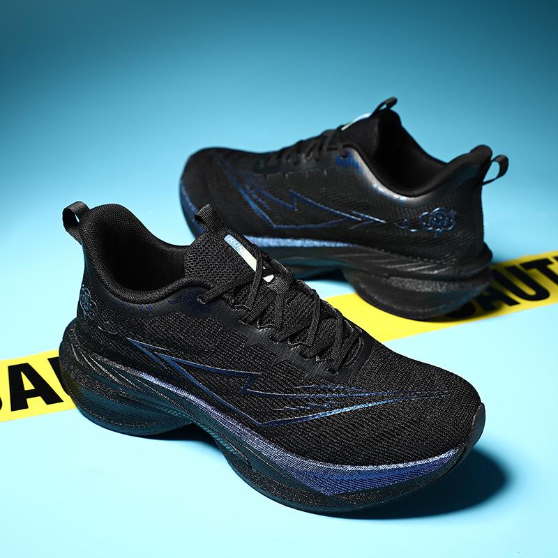 Men's shoes 2025 summer new breathable mesh light casual running shoes wear-resistant cushioning rebound versatile sports shoes