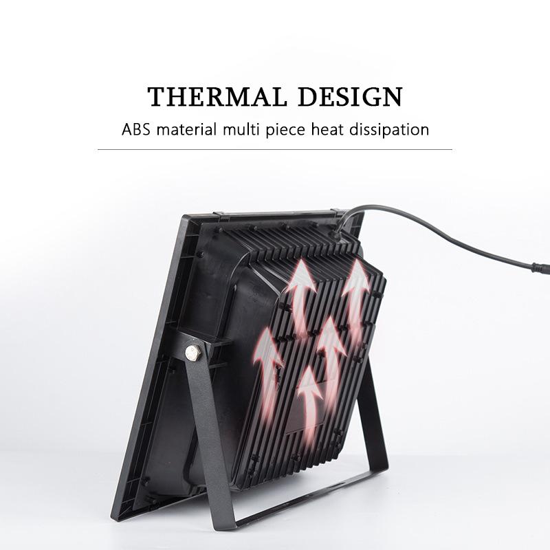 Outdoor Solar Light Courtyard Porch LED Floodlight Outdoor IP67 Waterproof Reflector Solar Powered Spotlight with Remote Control