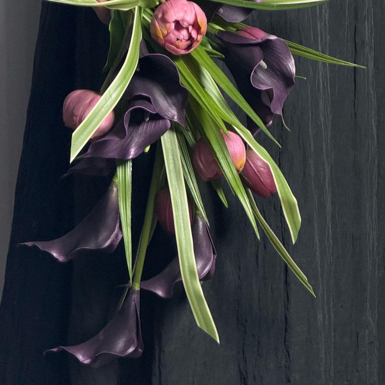 New Bride Wedding Bouquet - Lily & Rose Bridal Simulation Bouquet