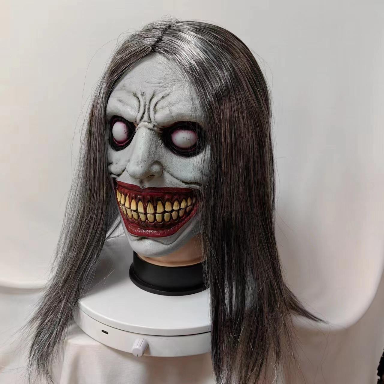 

Smiling white-faced demon mask with skull Halloween Horror cosplay Exorcist Mask Gray Exorcist