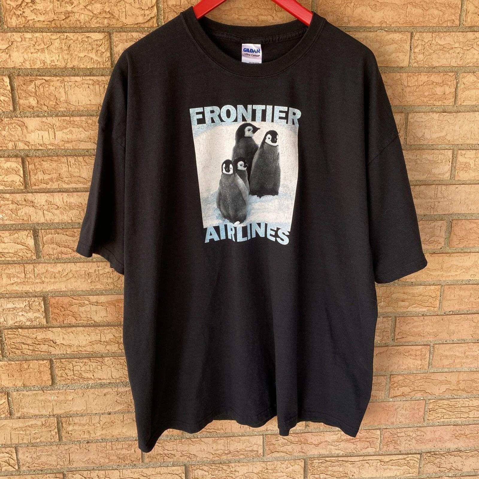 Y2K Frontier Airlines penguins in snow graphic t-shirt size Adult 2XL Gildan 2XL