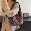 Retro Fashion Leopard Print Tote Bag Autumn and Winter New Fashion Leopard Print Shopping Bag Underarm Bag Simple Casual Shoulder Bag