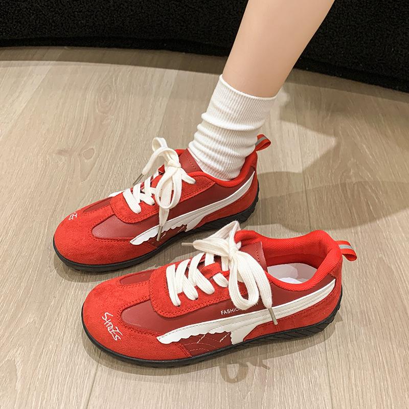 

Женская обувь модная обувь 2025 немецкие тренировочные туфли для девочек новая парусиновая обувь женские осенние универсальные спортивные низкие кеды модные 40 красный