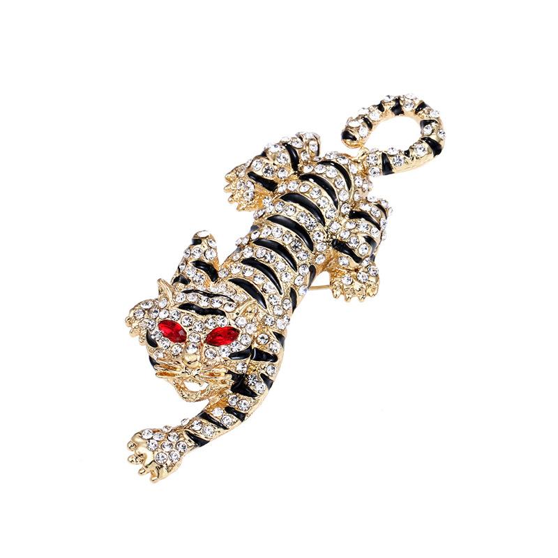 Fashion Retro Tiger Brooch Zodiac Year Of The Tiger Commemorative Rhinestone Alloy Pin Universal Decorative Brooch