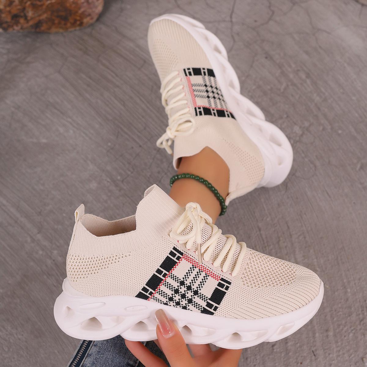 

Женские кроссовки маленькие белые туфли осенние большие размеры низкие дышащие круглые носки спереди на шнуровке плоские кроссовки с тесьмой 43