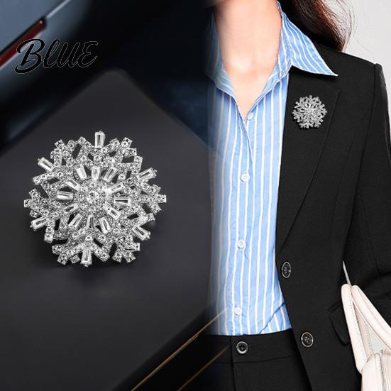 Women Fashion Accessory Rotating Snowflake Brooch Rhinestone Lapel Pin Decorative