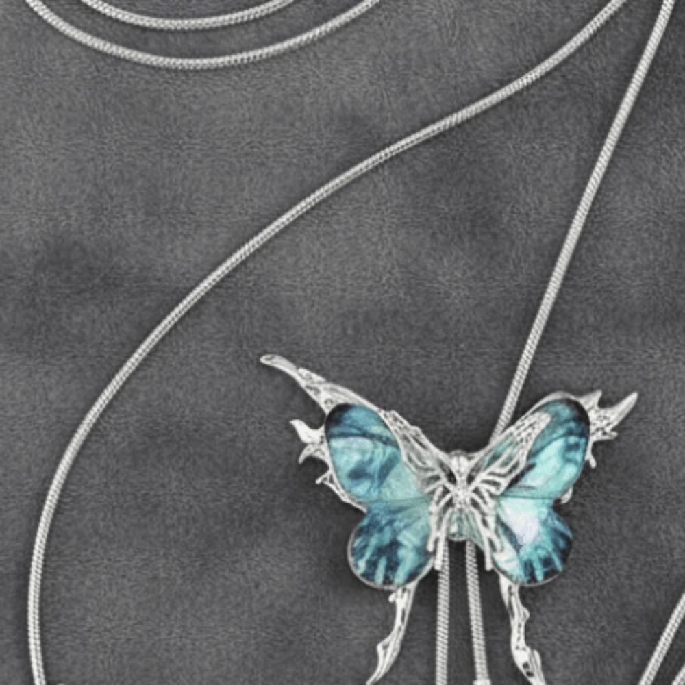 Creative Long Butterfly Necklace Vintage Bohemian Y-Shaped Pendant Necklace Elegant Alloy Sweater Chain Women
