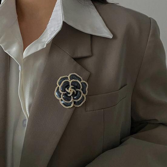 Faux Pearl Camellia Brooch Black White Flower Lapel Pin Sweater Cardigan Coat Business Suit Clothing Accessories Fashion Jewelry