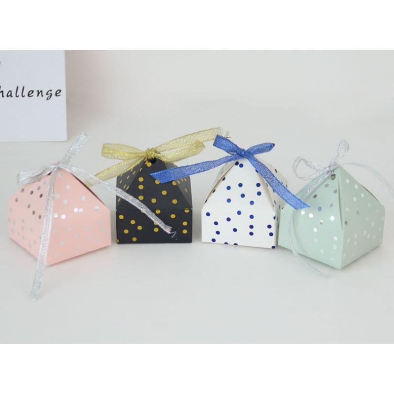 10 Stück Europäischer Stil Heißprägung Süßigkeitenbox Kreative Silberne Heißprägung Punkt Pyramide Süßigkeitenbox Hochzeit Schokoladenverpackungsboxen