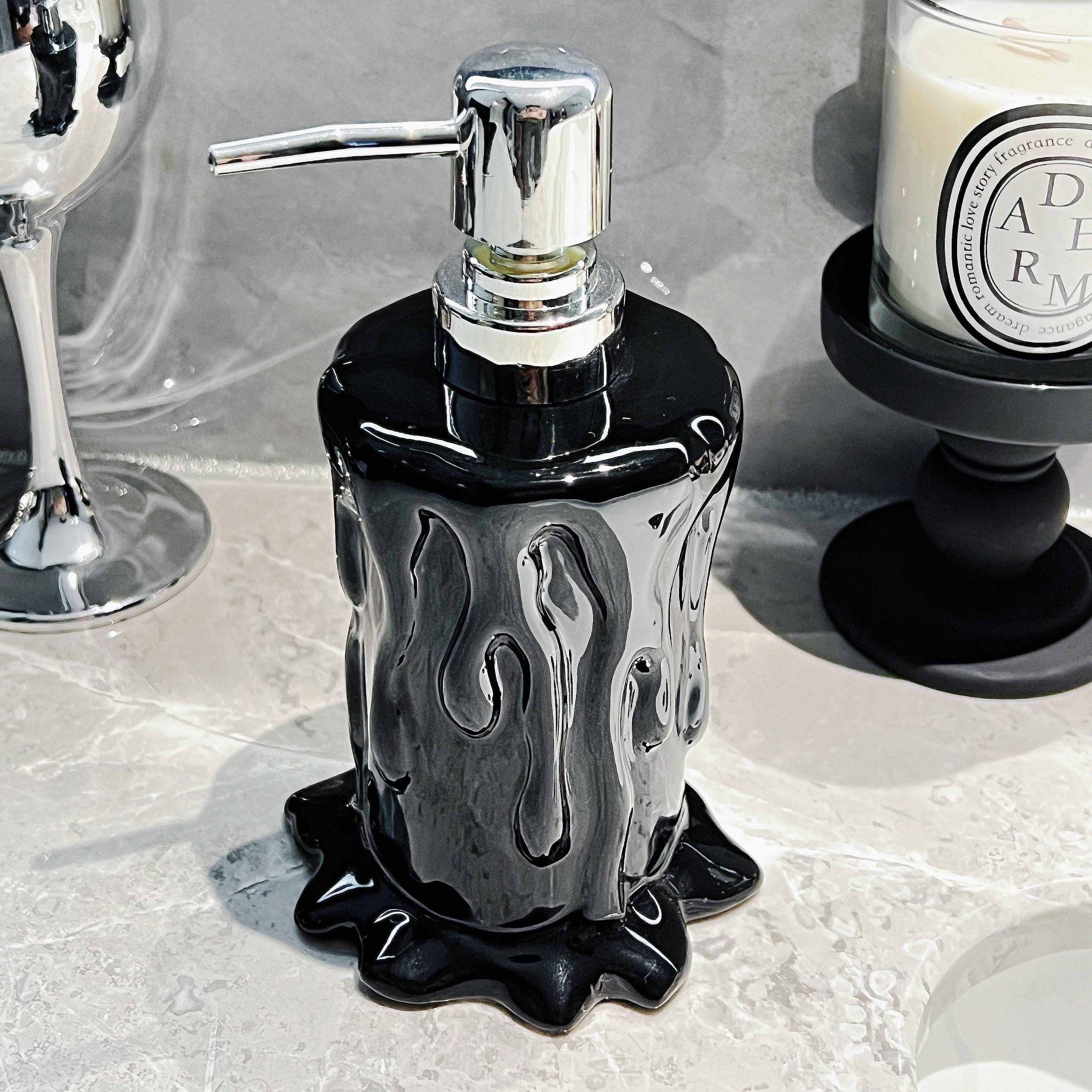 

Creative Plating Silver Candle Lotion Bottle Toilet Bathroom Shampoo Body Wash Dispensing Bottle Ceramic Press Soap Dispenser