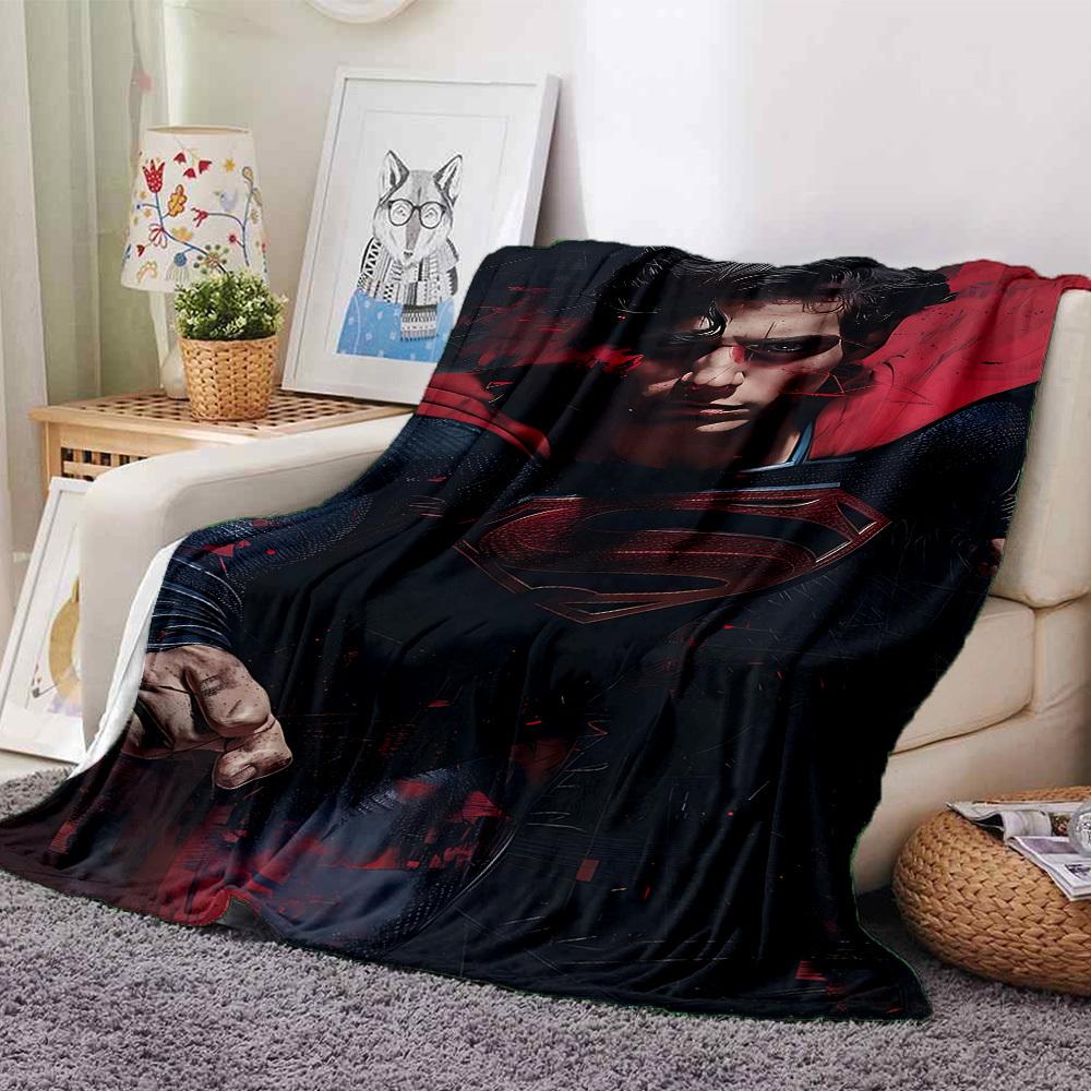 

1pc Superman Cityscape Flannel Blanket Soft Warm Throw for Home, Office, Travel, All-Season Cozy Bedding Gift L1457 80cmx120cm(31inx47in)