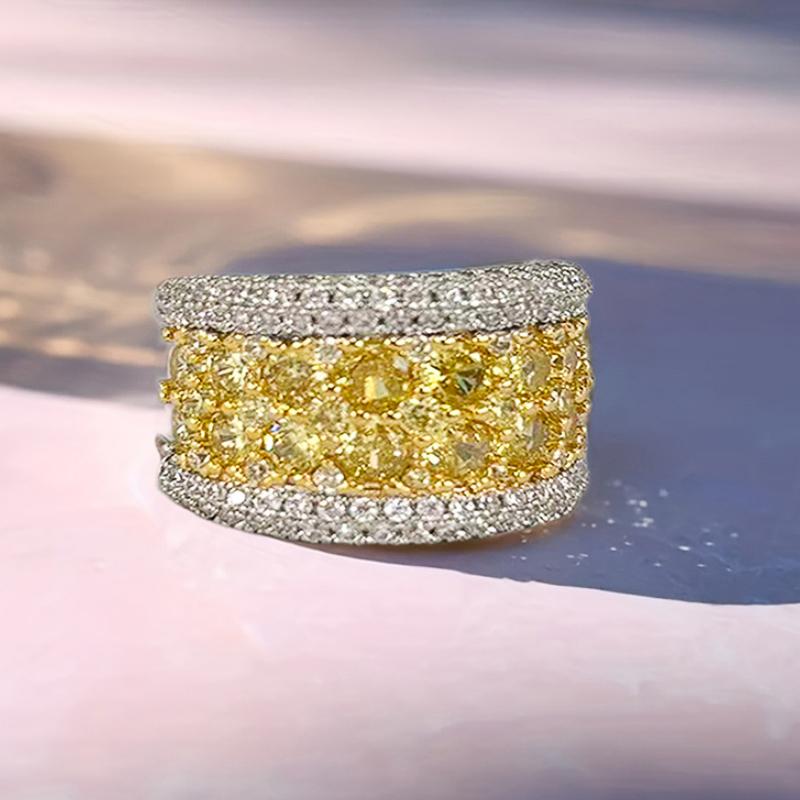 Huitan New Trendy Bright Yellow Cubic Zirconia Rings Women for Wedding CopperPlated Anniversary Party Luxury Female Jewelry