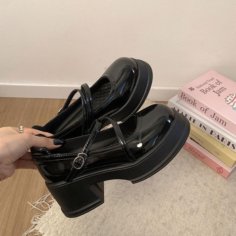 Black Japanese sweet and cool style jk small leather shoes women's 2025 spring and autumn new thick heel college style heightened Mary Jane shoes