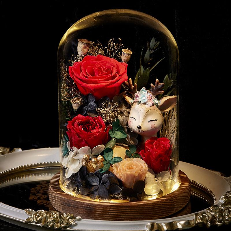 Věčná růže v prosklené kopuli - Perfektní dárek na Valentýna, výročí nebo narozeniny pro přítelkyni, kamarádku, přítele nebo manželku.