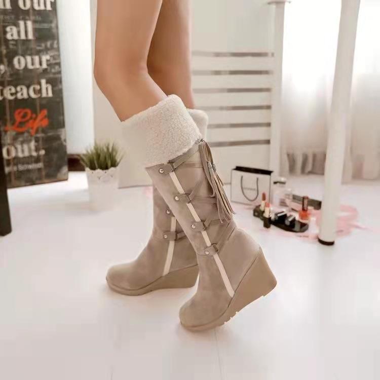 Autumn and winter new large size rear lace-up fringed high boots sleeve slope heel snow boots