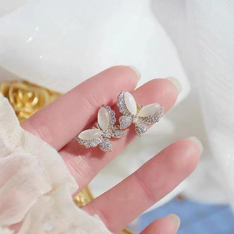 Korean Dongdaemun Zircon Cat s Eye Butterfly Stud Earrings - Light Luxury Fairy Temperament Electroplated