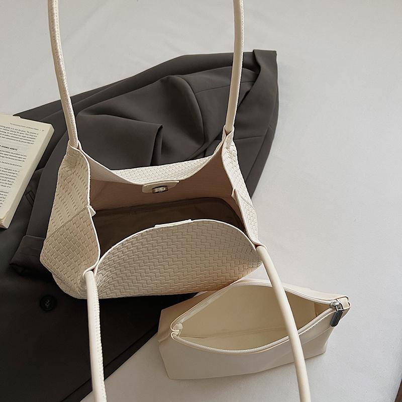 Borsa Tote Grande Intrecciata con Tracolla Lunga e Design Spazioso Perfetta per la Spesa Quotidiana e le Uscite