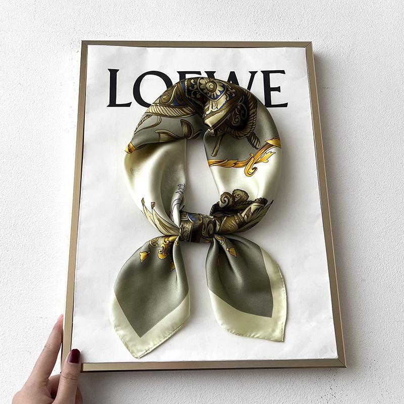 Korean Style Sweet Green Floral Butterfly Faux Silk Scarf - Women’s Versatile Spring/Summer Neck Scarf, 70cm Square.