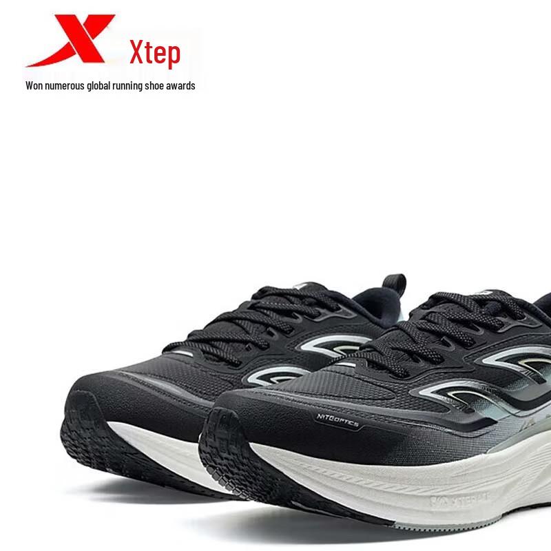 

XTEP Women s Winter Plush Lined Running Shoes 37