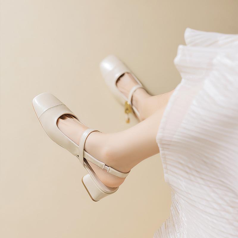 Augustine Mary Jane Bag Head Sandals Women's 2025 New Summer Square Head Word with Empty French Small Leather Shoes