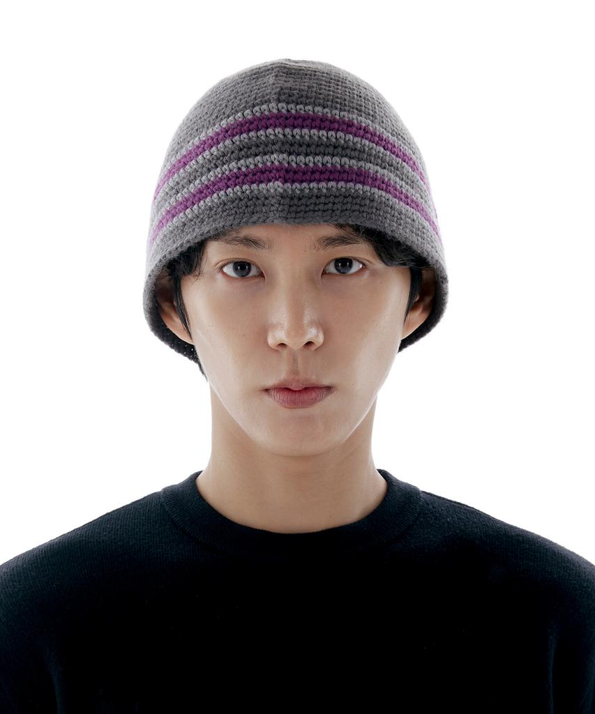 Luoeseupaeg Striped Wool Knit Hat (Gray)