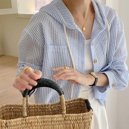 Dameskjorter med striper og knapper, hettegenser med snøring, langermet cardigan, sommer solbeskyttelse