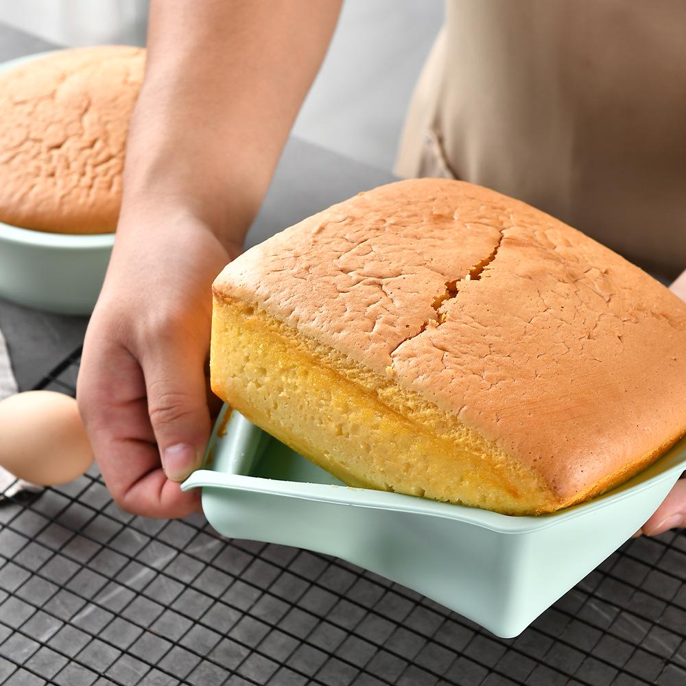 Silicone Cake and Bread Mold - Square and Round Baking Pans for Household Oven Use