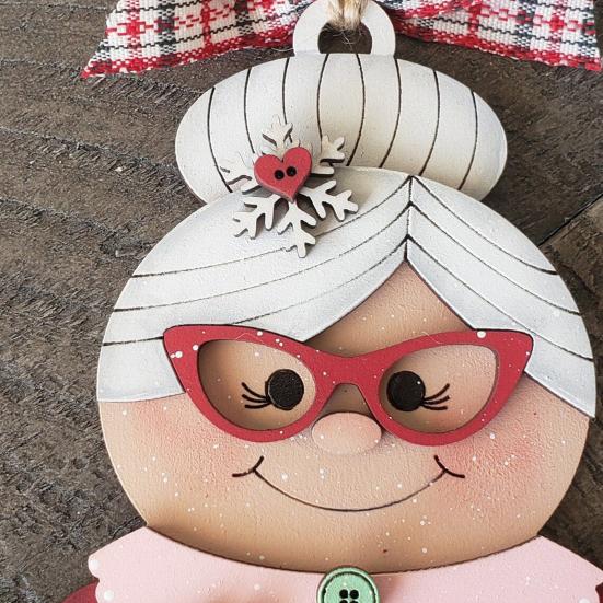 Mrs Claus Pendant Wooden Christmas Tree Hanging Ornament Reusable Baking Christmas Grandma Festive Decor for Home Xmas Party