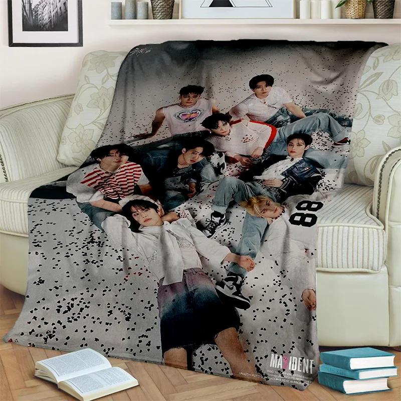 3D Kpop Stray Kids Korea Singer Blanket,Soft Throw Blanket for Home Bedroom Bed Sofa Picnic Travel Office Rest Cover Blanket Kid