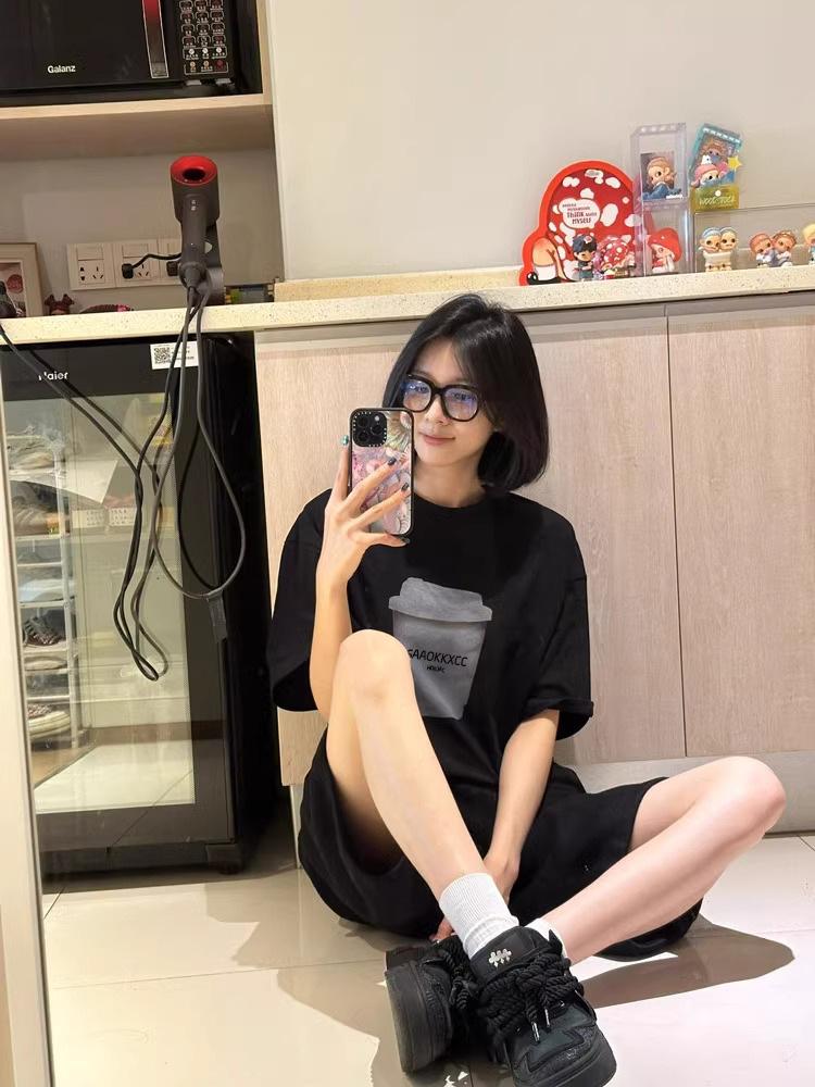 Women's Black Retro Oversized Cotton T-Shirt - Short Sleeve, Straight Shoulder, Summer Trend