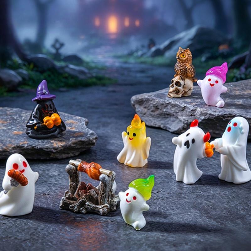 Halloween Scary Ghost Ornament Mini Resin Bone Skull Coffin Chair Statue for Holiday Party Tabletop Decor