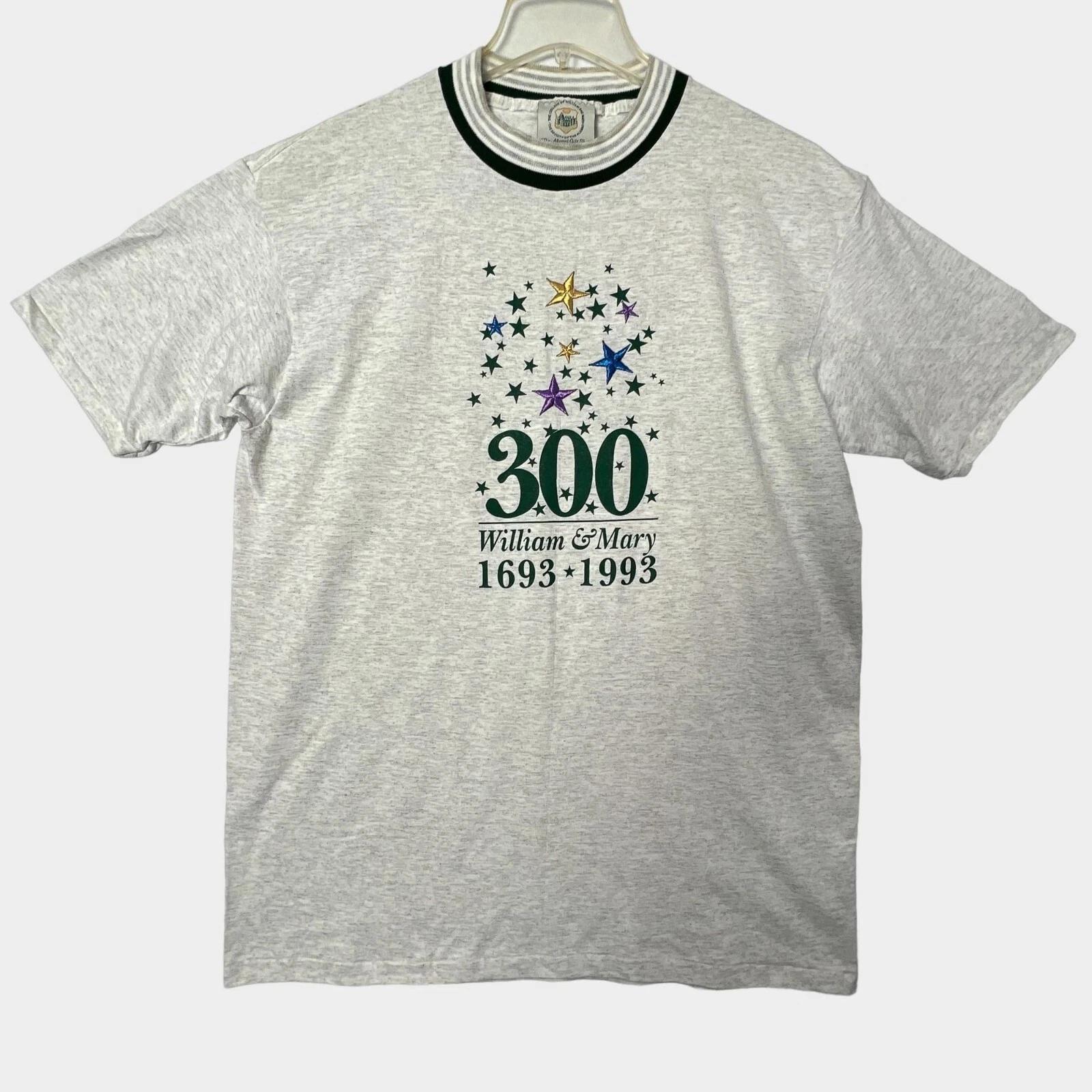 

Vintage 90s College Of William & Mary T Shirt Mens X LGray Embroidered Tee USA S