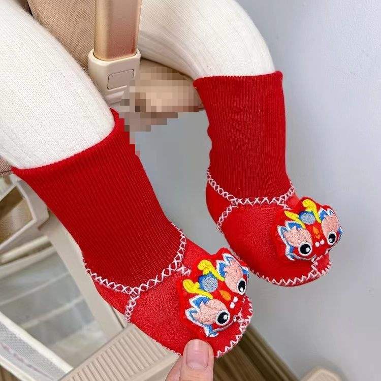 Winter Soft-soled Newborn Baby Cotton Shoes 0-6 Months Thickened Baby Anti-drop Socks Shoes Keep Warm and Do Not Lose Fluff Shoes