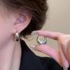 Elegant Hong Kong Style Geometric Metal Hoop Earrings for Women - Versatile Fashion Ear Cuffs for Commuting.