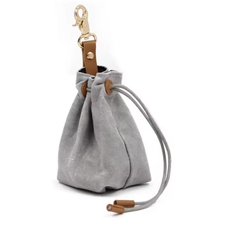 In Stock Canvas Dog Food Bag with Keychain & Drawstring, Waist Hanging Pet Treat Bag for Outdoor Use