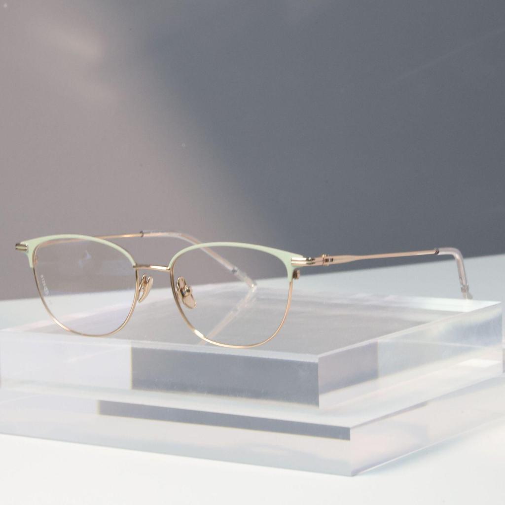 Women's Fashionable Pure Titanium Myopia Glasses Frame, Thin Eyebrow Design - Fits Prescription Lenses, Style 8125