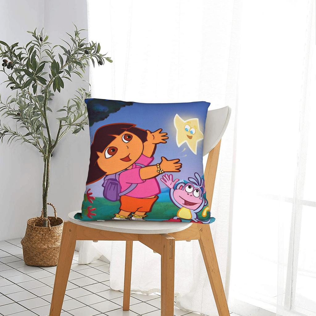 Tecknad D-Dora Utforskaren Äventyr Kuddfodral Bekvämt Kuddfodral för Soffa Sovrum Roliga Kuddfodral