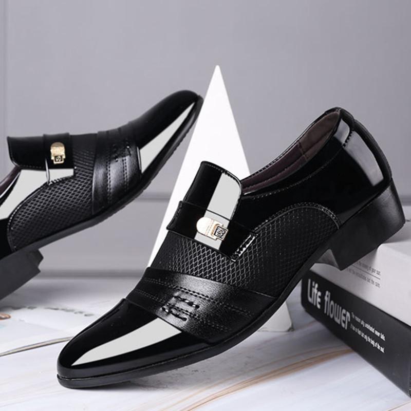 Fashion Zapatos Spring Autumn Men Leather Shoe Carved Business Formal Dress British Style Large Size Men Shoe Hollowed Out Men Shoes