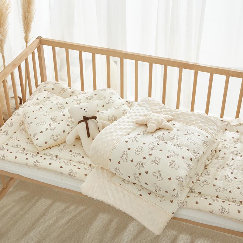 Set de lenjerie de pat pentru copii de grădiniță Clasa A: Plapumă, Pătură, și Pernă