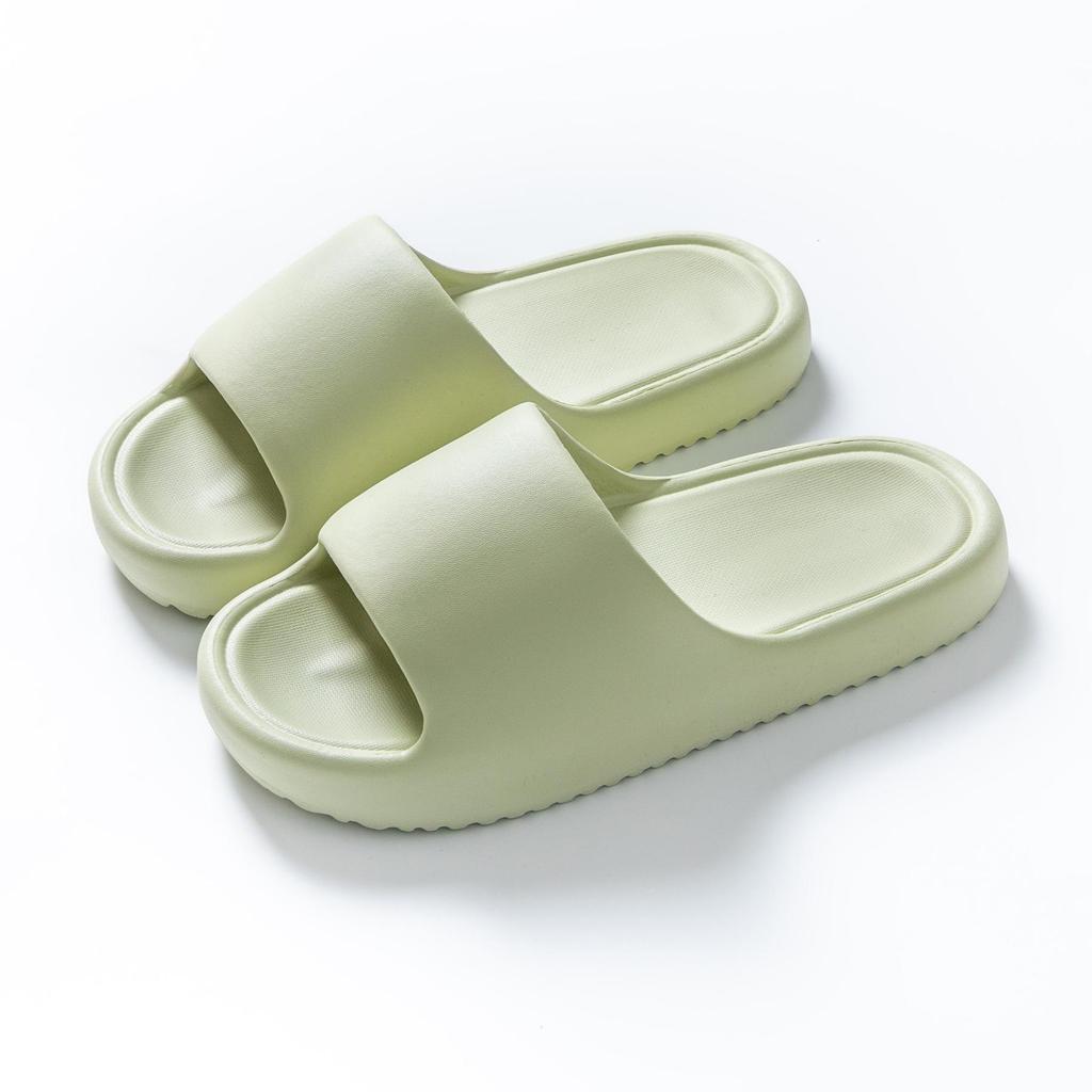 Women's EVA Thick Sole Non-Slip Slippers - Comfortable, Silent, Wear-Resistant Summer Sandals for Home and Bath.