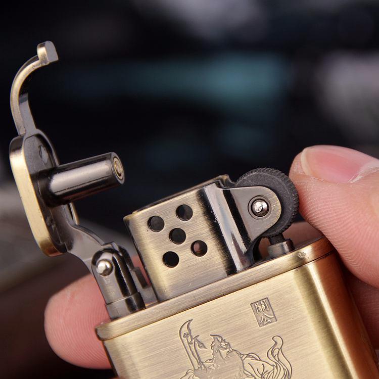 "HY-303 Dolphin Metal Inflatable Flame Lighter - Creative High-End Gift"