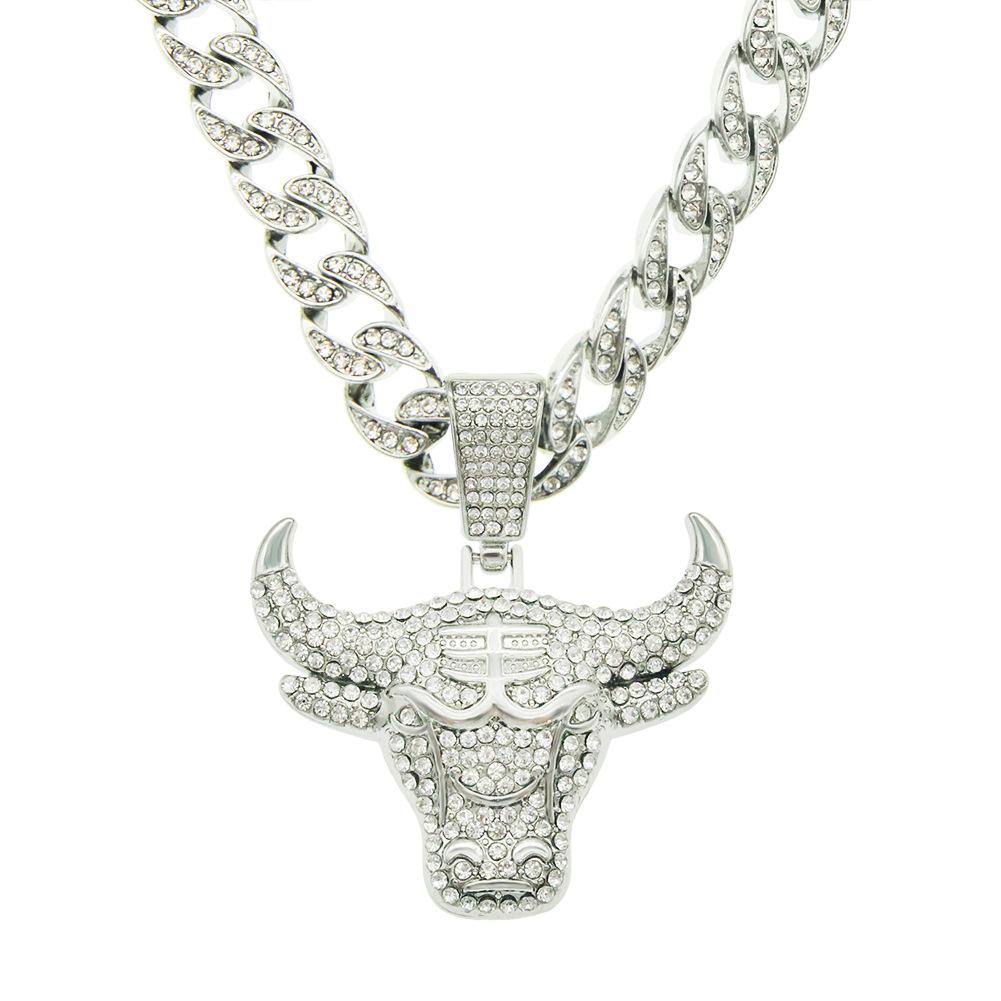 Three-dimensional Diamond-set Bull's Head Pendant Cuban Chain Big Gold Chain, European and American Hip Hop Cool Punk Hipster Wear Necklace