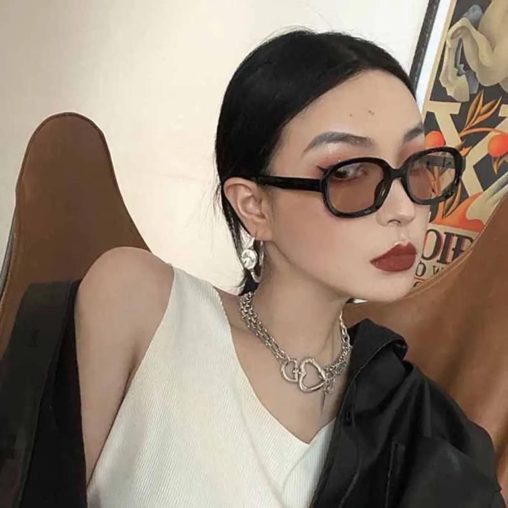 Travel Retro Sunglasses UV400 Protection Eyewear Driving Glasses Sun-Protective Black Shades Glasses for Women Man